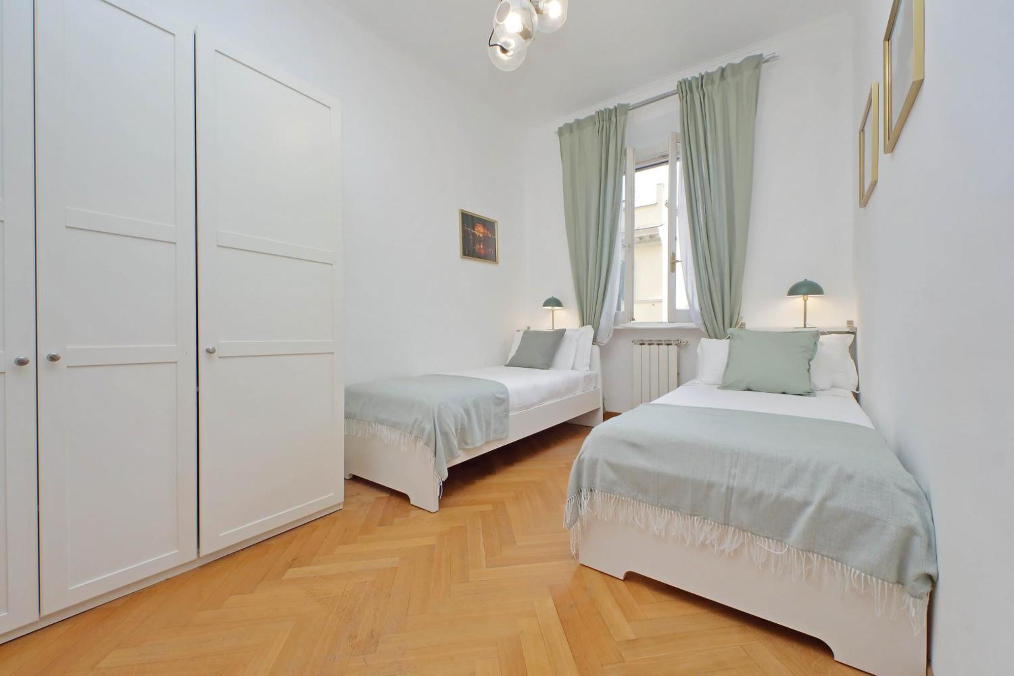 Ych-Comfortable 2 Bedrooms Flat Near Colosseum Rome Exterior photo