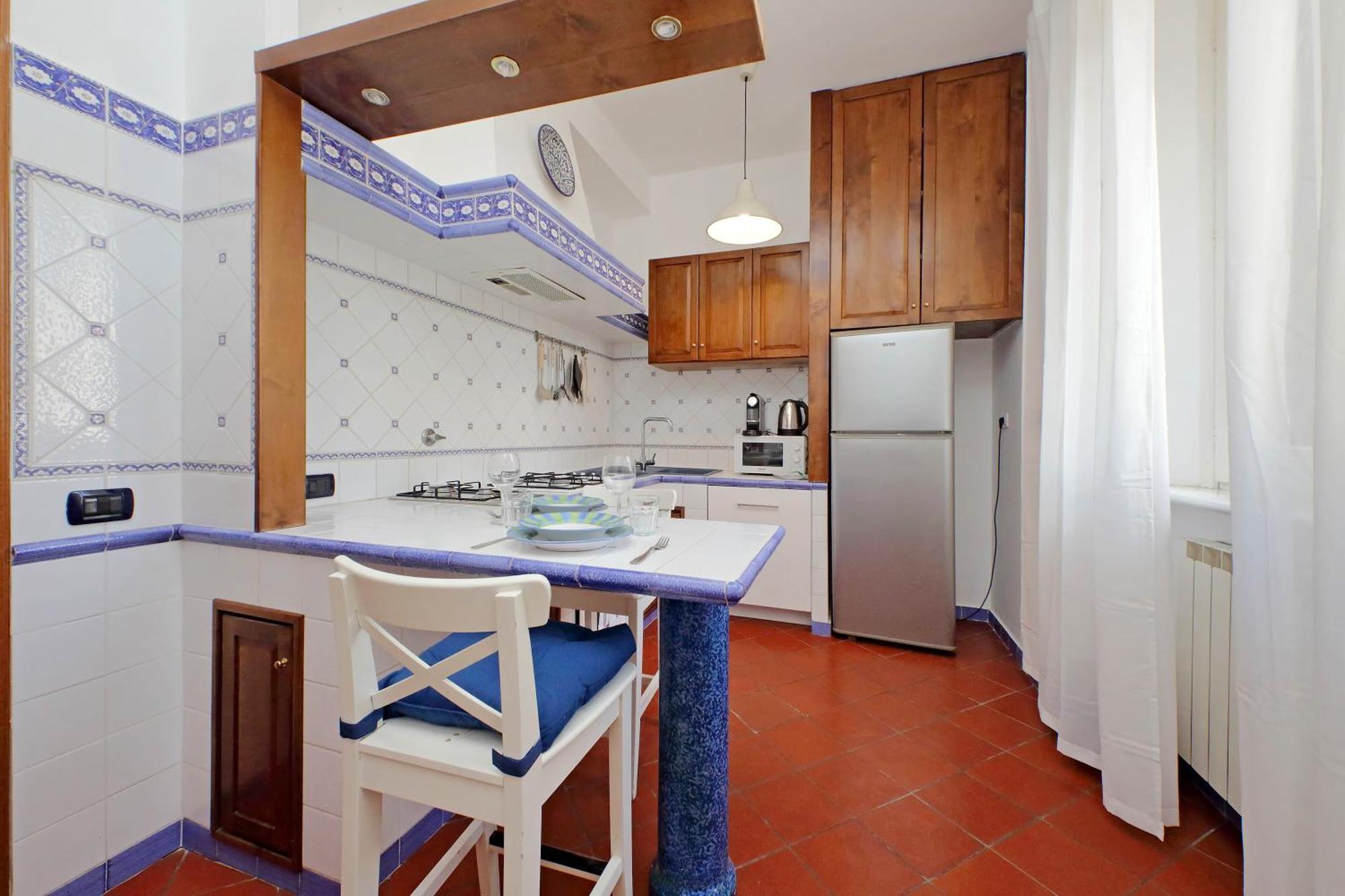 Ych-Comfortable 2 Bedrooms Flat Near Colosseum Rome Exterior photo