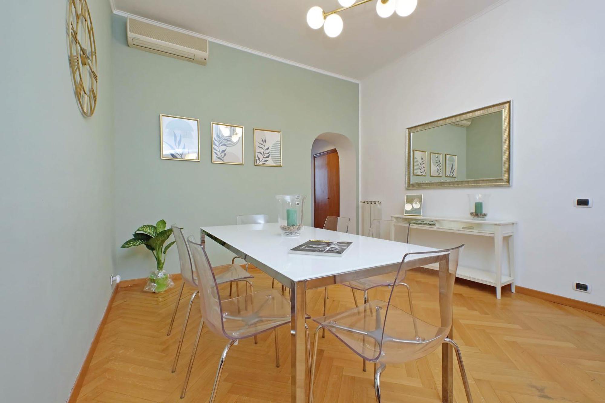 Ych-Comfortable 2 Bedrooms Flat Near Colosseum Rome Exterior photo