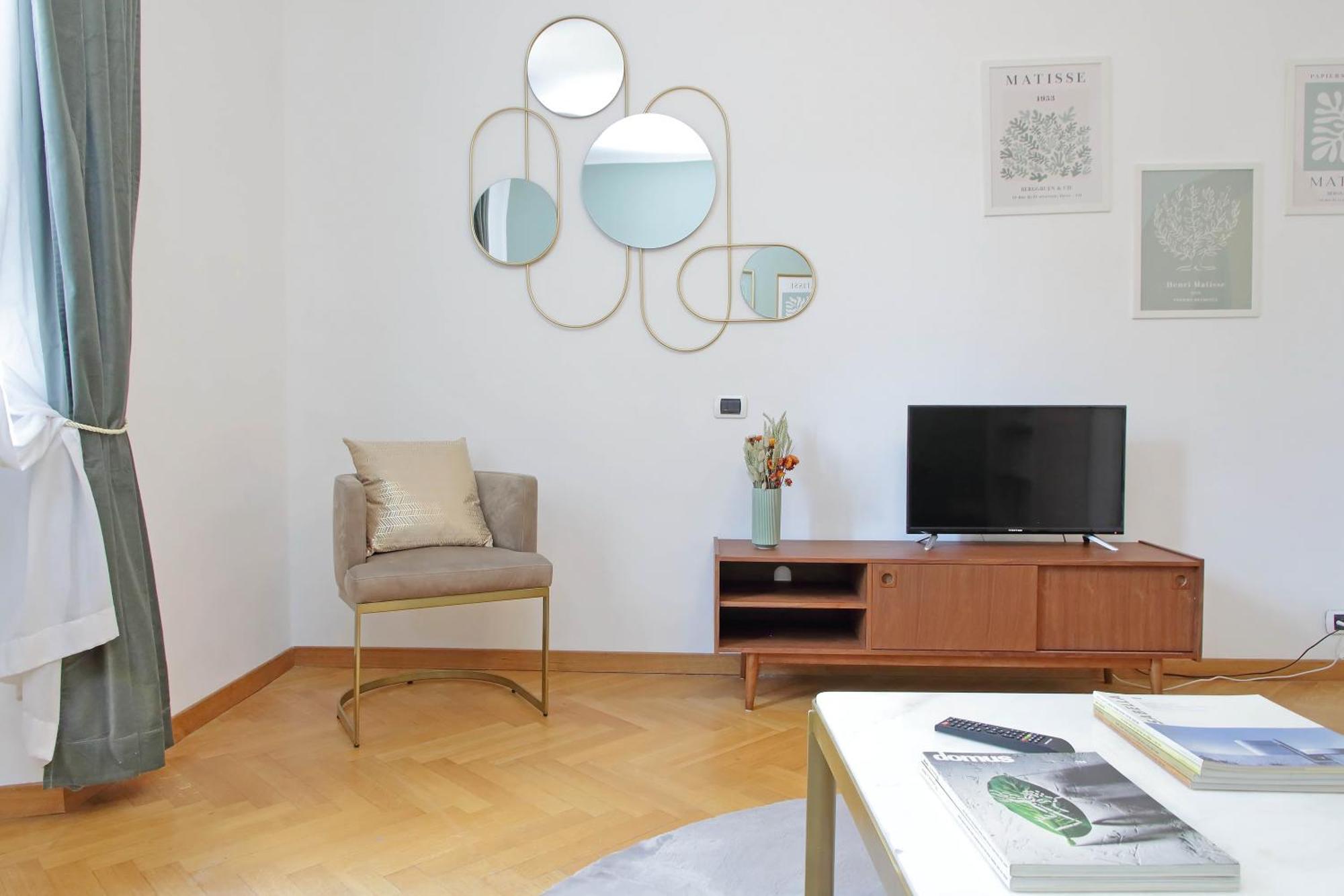 Ych-Comfortable 2 Bedrooms Flat Near Colosseum Rome Exterior photo